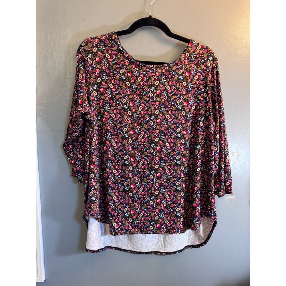 Philosophy Woman Floral Paisley 3/4 Sleeve Top Black Multi 1X High Low Hem